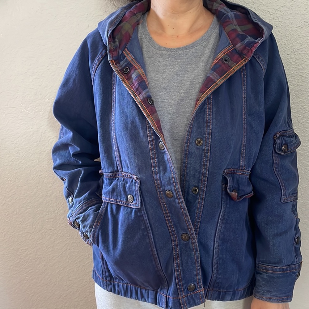 Women’s Hooded Denim Flannel Lined (hood and trim) Jacket L